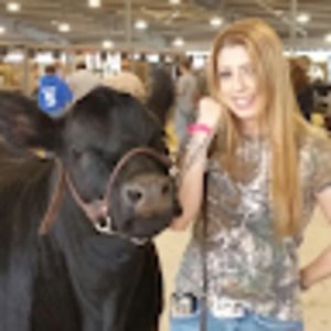 Meet your Posher, Vanessa